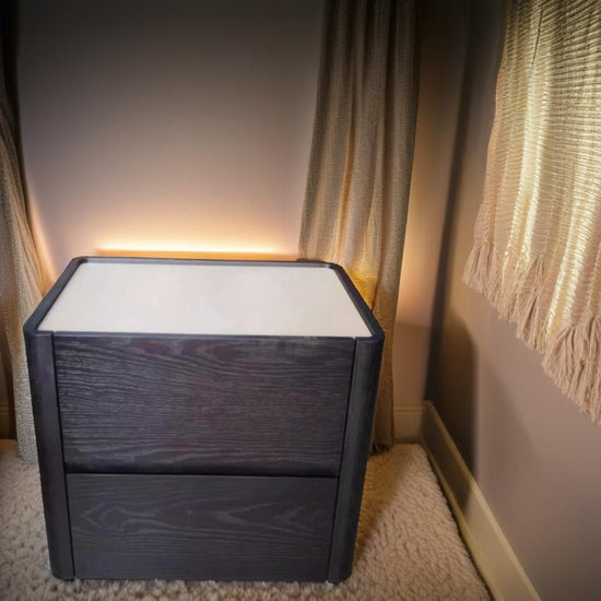 Veni 28 Cabinet