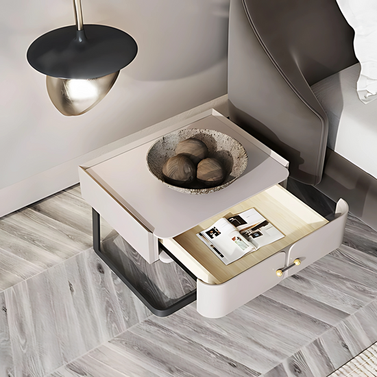 Sola 903 Cabinet